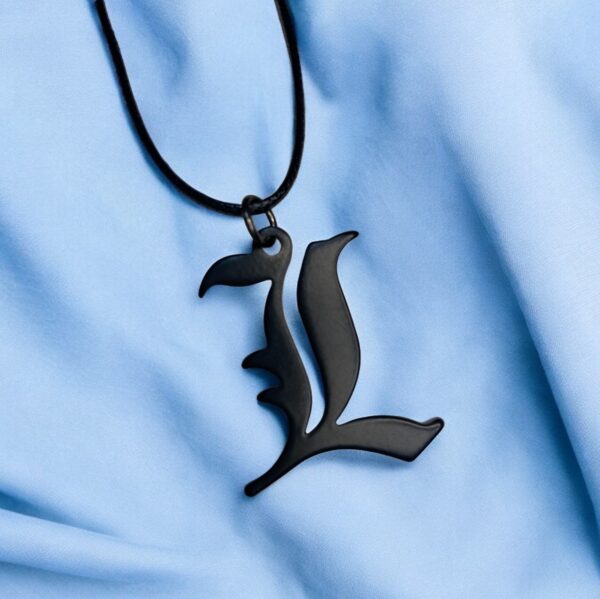 L Pendant